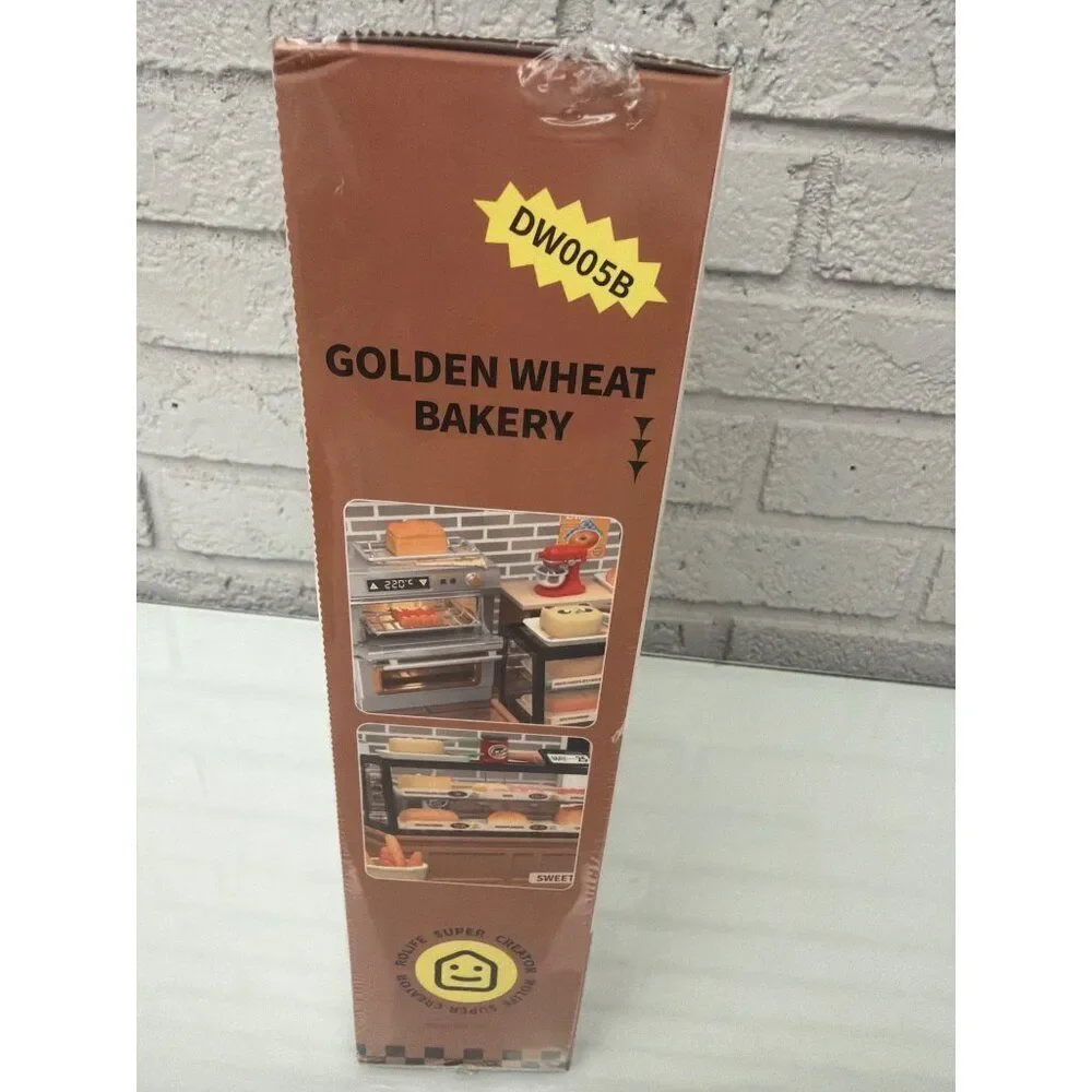 Rolife Super Store Golden Wheat Bakery DIY with LED Lights 110 PCS